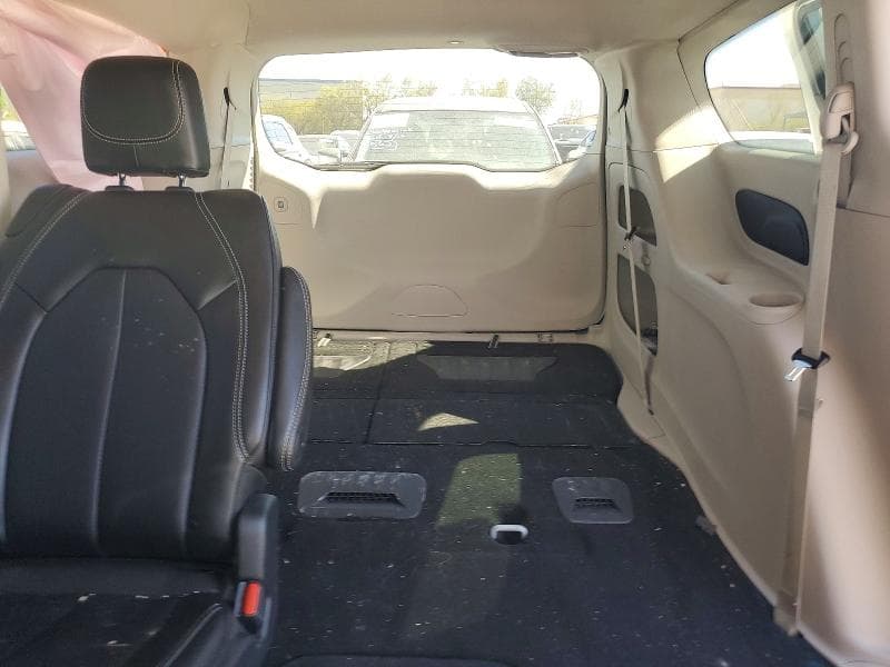 2024 CHRYSLER PACIFICA TOURING L 10