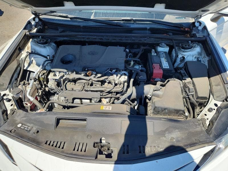 2021 TOYOTA CAMRY LE 11