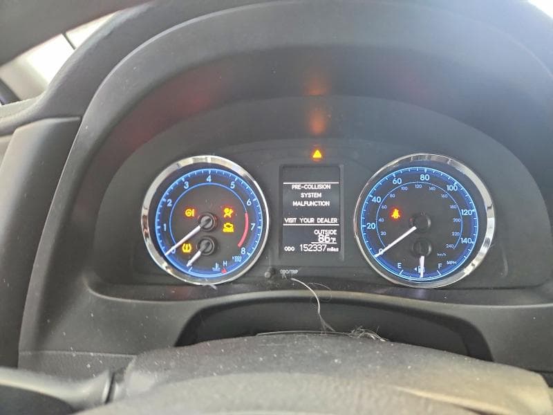2018 TOYOTA COROLLA LE 9