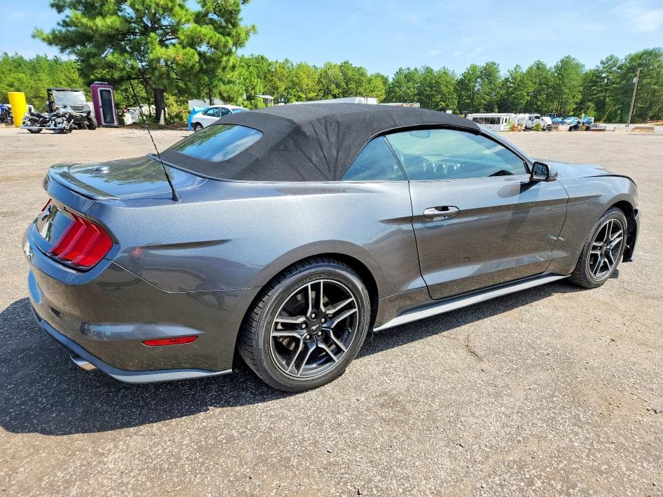 2020 FORD MUSTANG 5