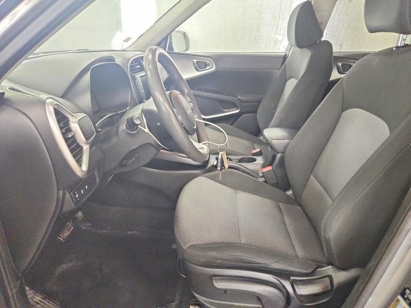 2023 KIA SOUL LX 7