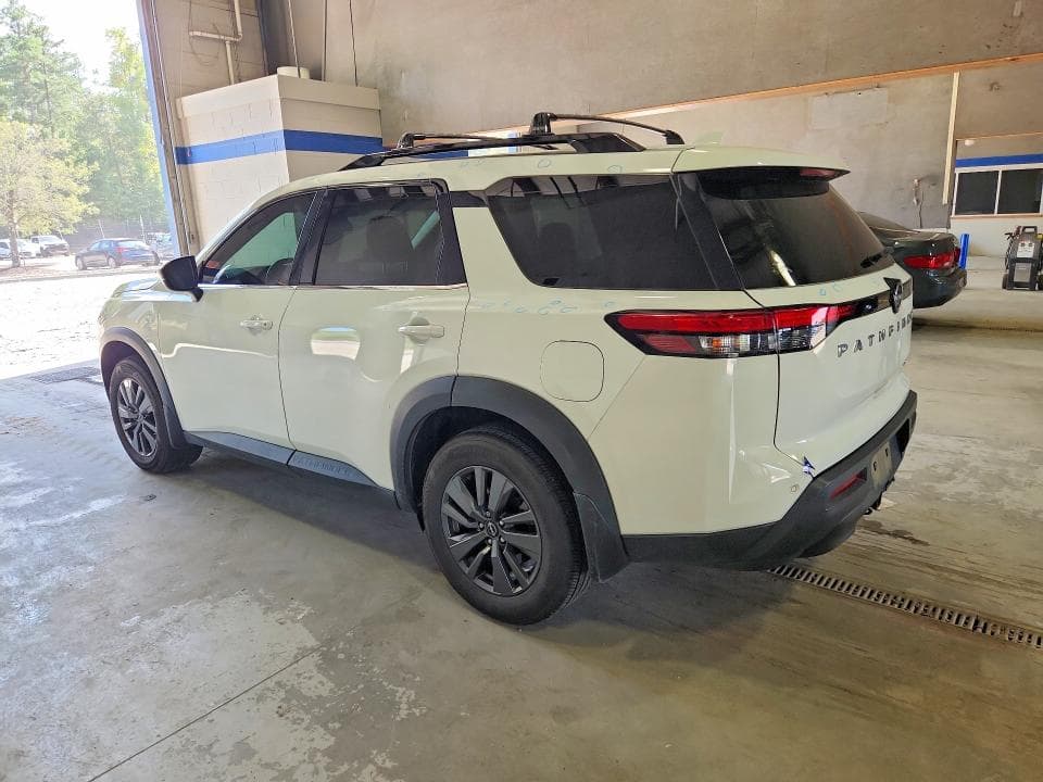 2022 NISSAN PATHFINDER SV 2