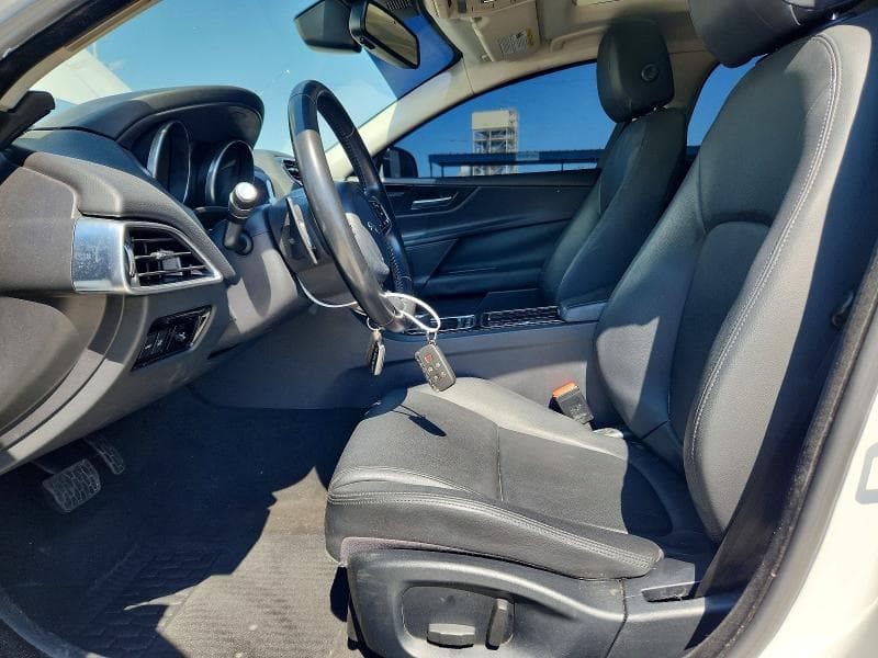 2018 JAGUAR XE PREMIUM 7