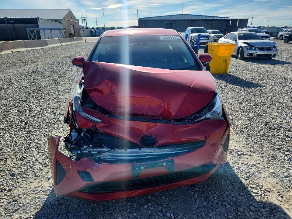 2018 TOYOTA PRIUS THREE 5