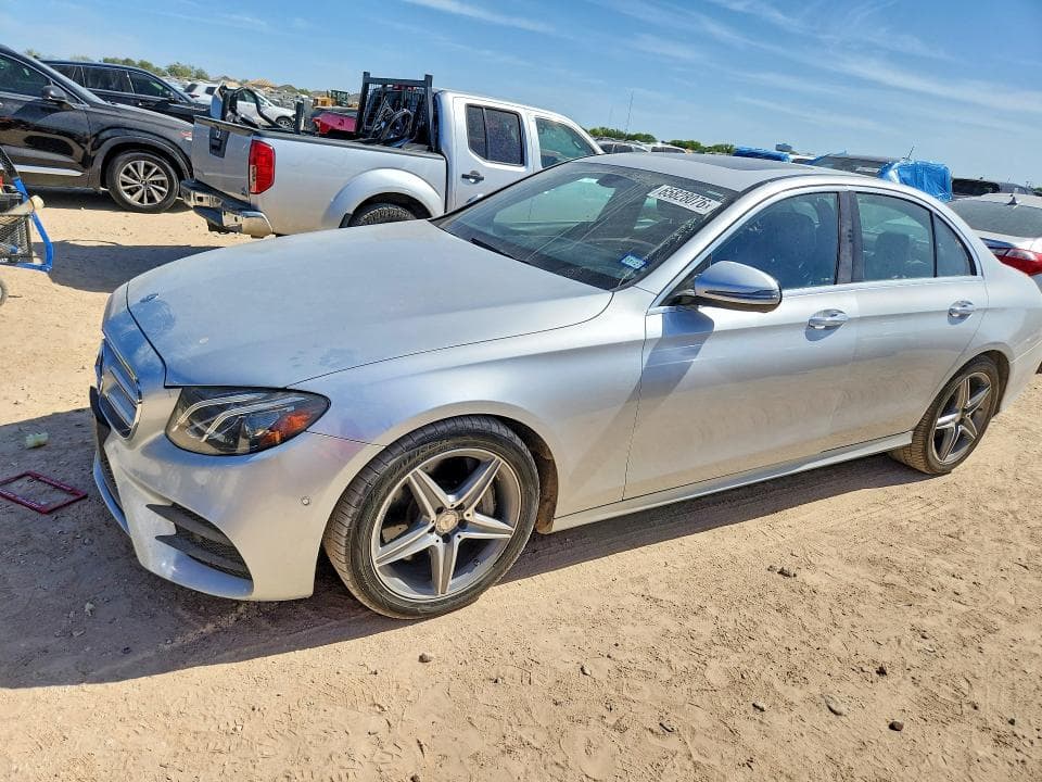 2017 MERCEDES-BENZ E 300 - 1