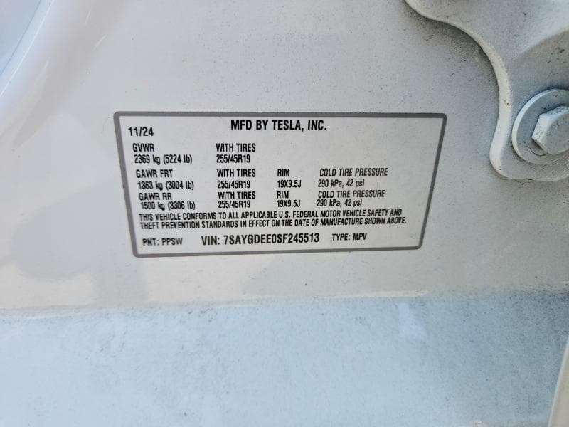 2025 TESLA MODEL Y 12