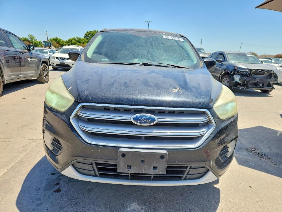 2017 FORD ESCAPE SE 5