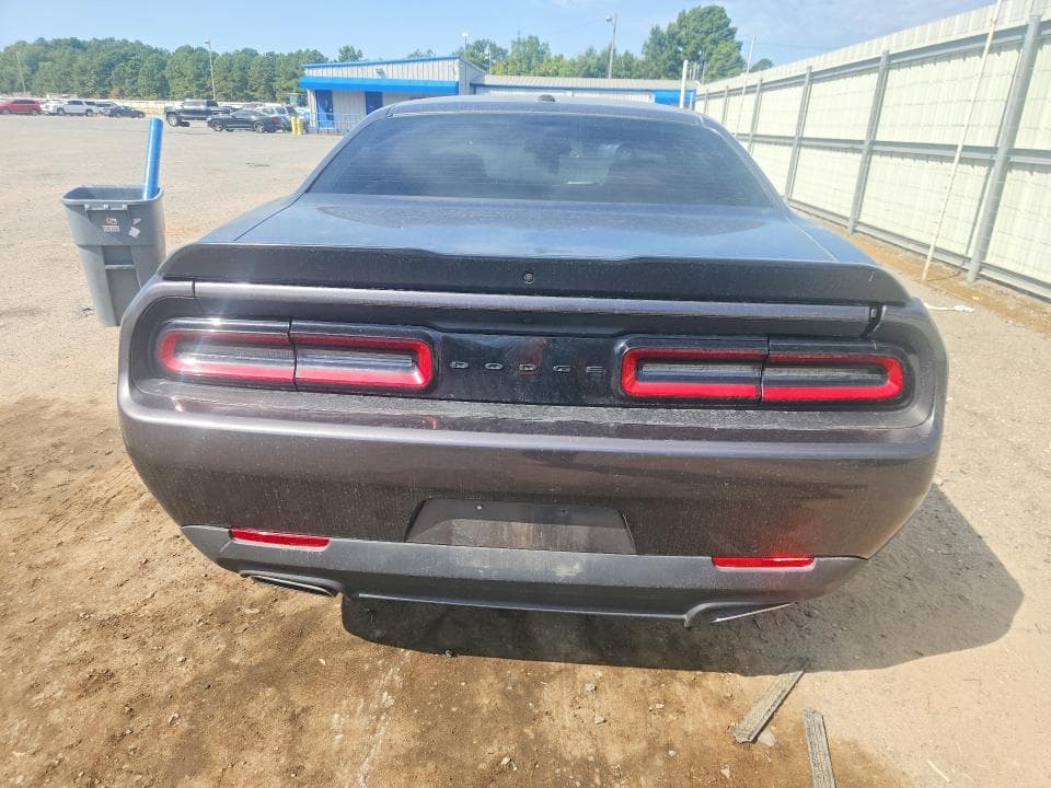 2022 DODGE CHALLENGER SXT 6
