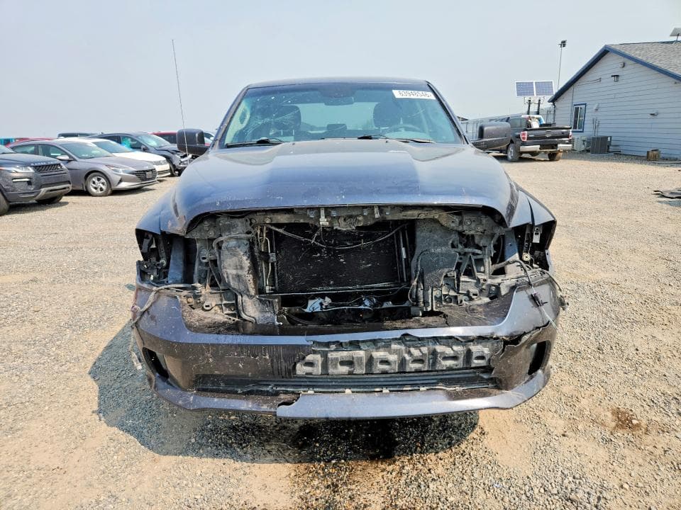 2018 RAM 1500 ST 9