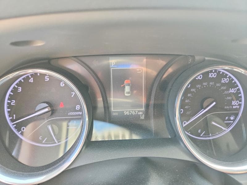 2019 TOYOTA CAMRY LE 9