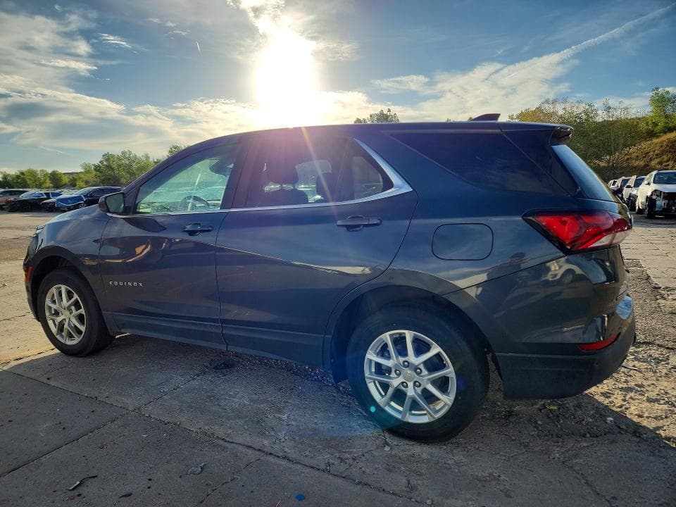 2022 CHEVROLET EQUINOX 2