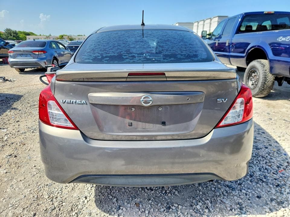 2017 NISSAN VERSA 1.6 SV 6
