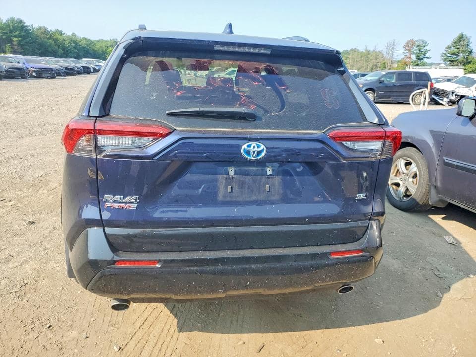 2021 TOYOTA RAV4 PRIME SE 6