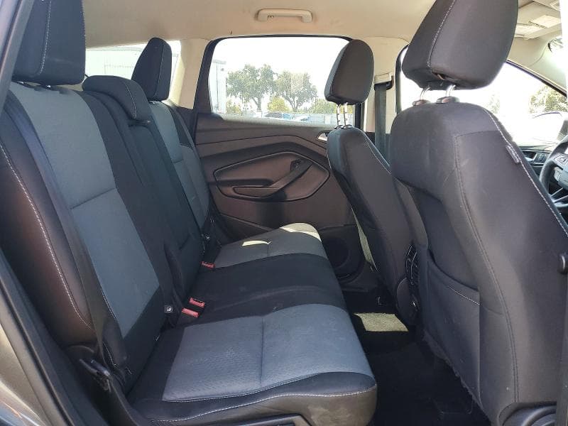 2017 FORD ESCAPE SE 11