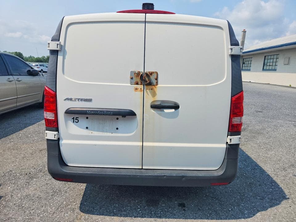 2020 MERCEDES-BENZ METRIS 6