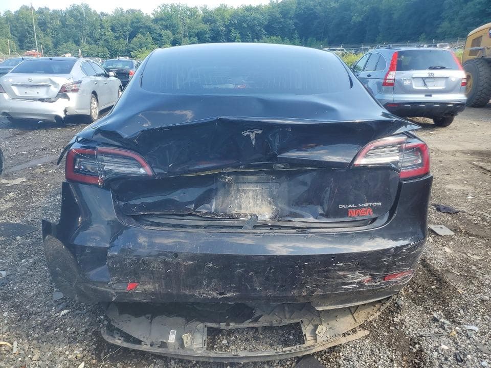 2018 TESLA MODEL 3 6
