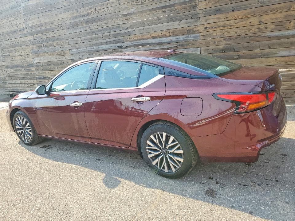 2025 NISSAN ALTIMA SV 2