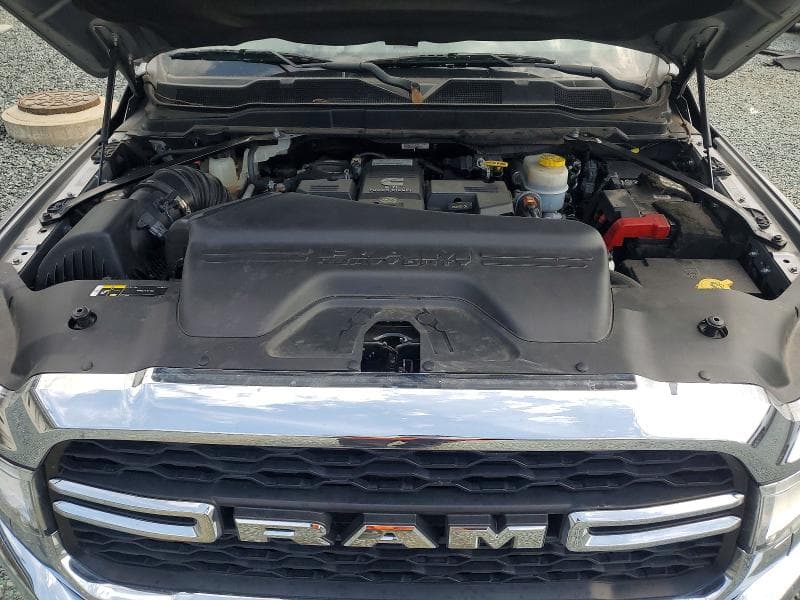 2022 RAM 3500 11
