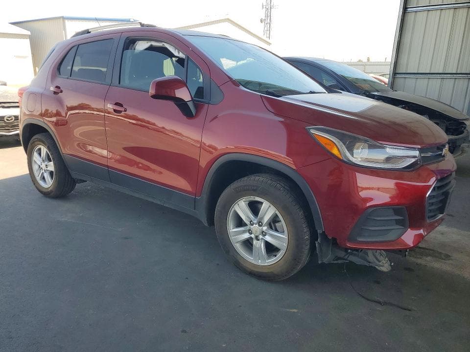 2021 CHEVROLET TRAX 1LT 4
