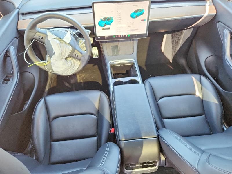 2021 TESLA MODEL Y 8