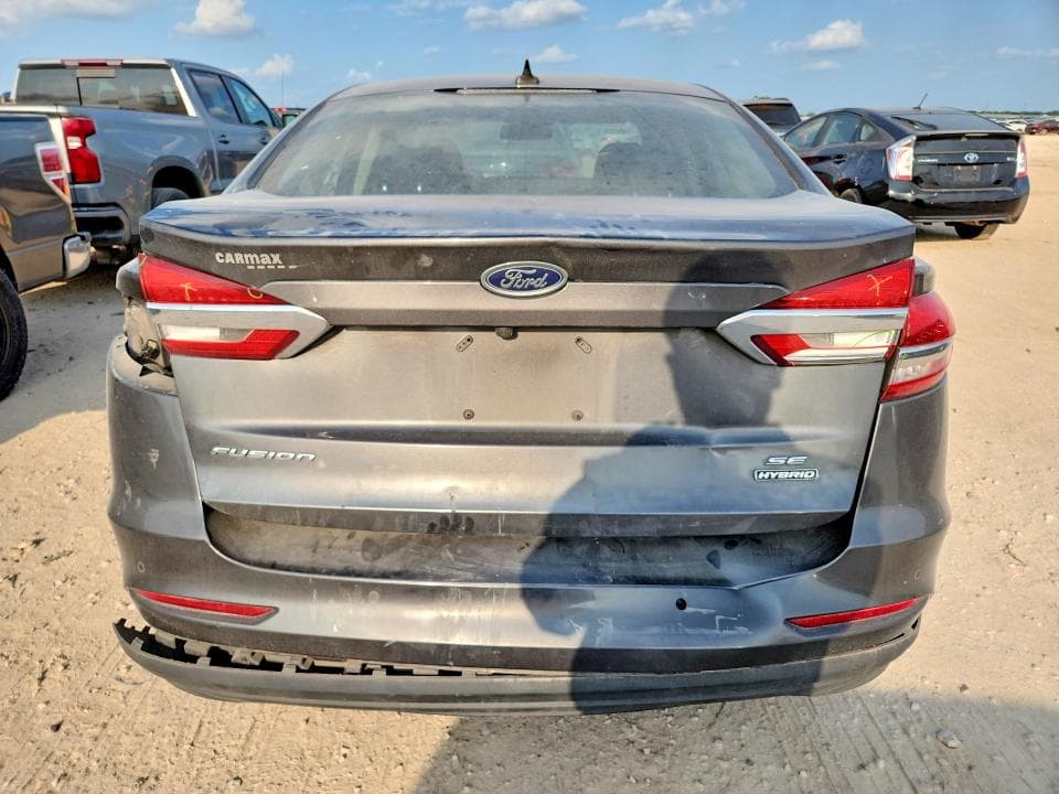 2020 FORD FUSION SE 6