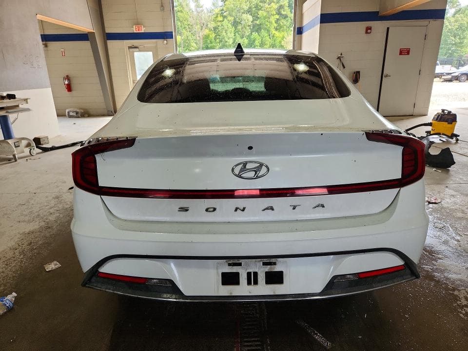 2021 HYUNDAI SONATA SE 6