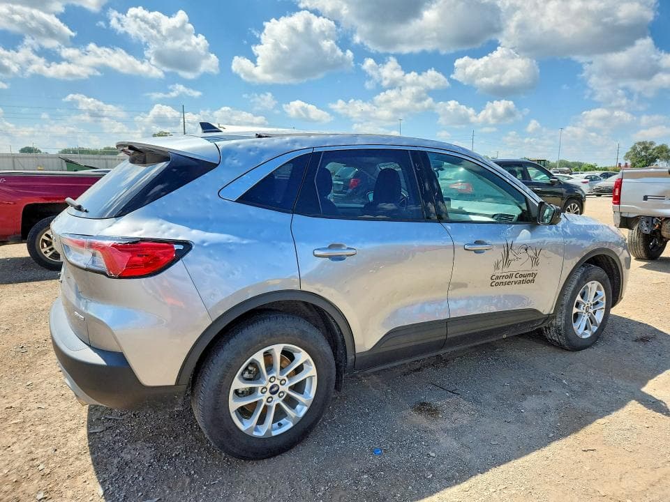 2022 FORD ESCAPE SE 3