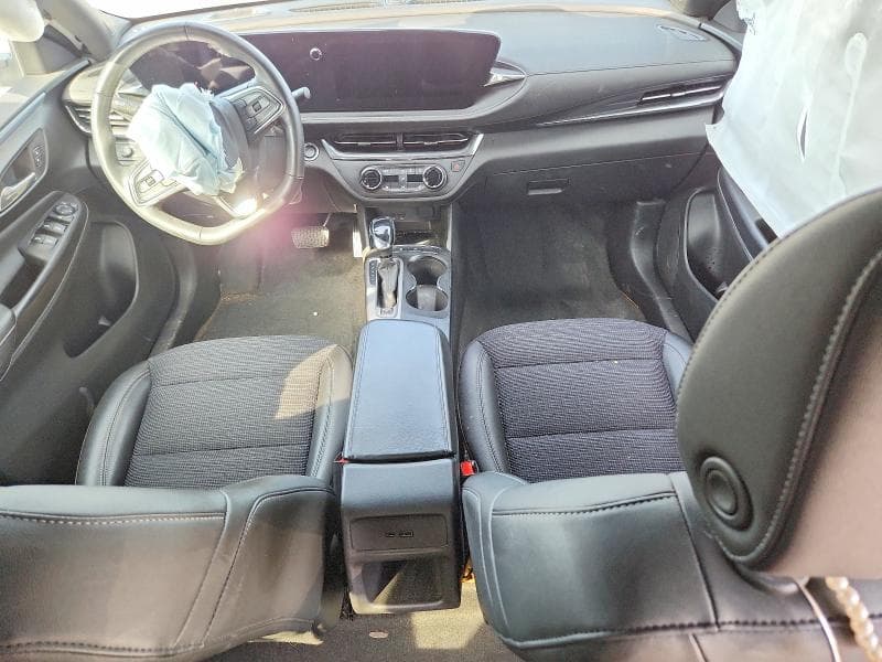 2025 BUICK ENVISTA PREFERRED 8