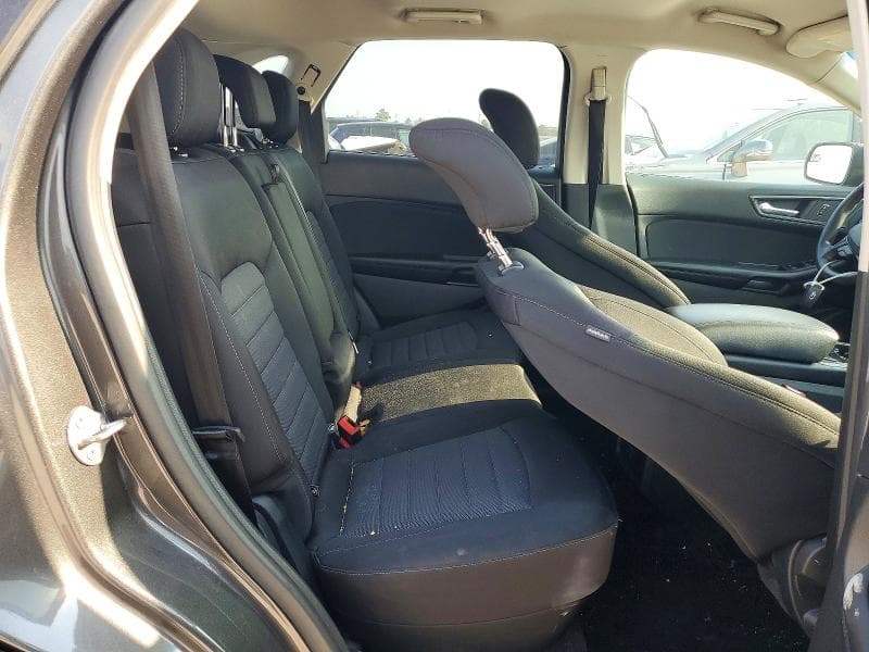 2017 FORD EDGE SE 11