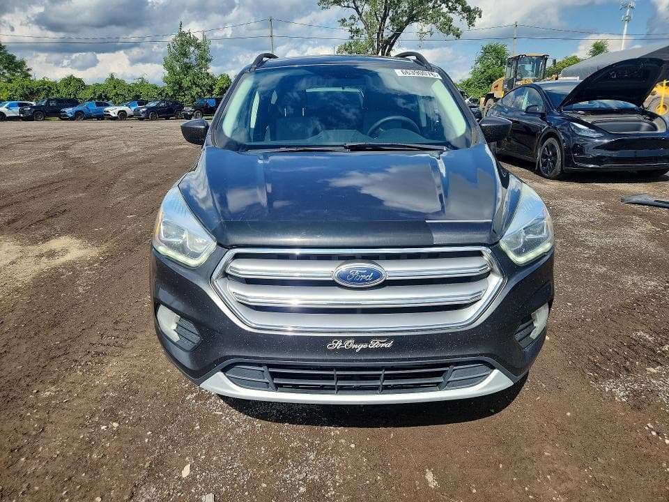 2017 FORD ESCAPE SE 5