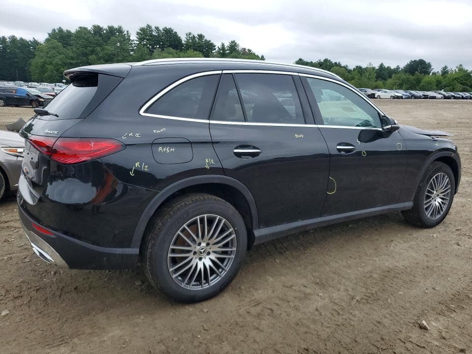 2026 MERCEDES-BENZ GLC 300 4MATIC 3