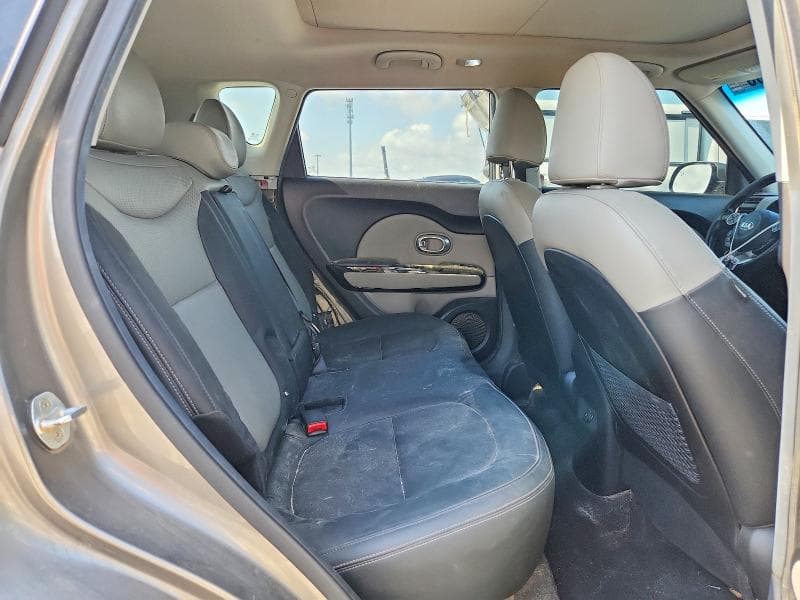 2018 KIA SOUL + 11