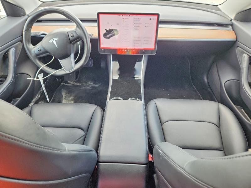 2018 TESLA MODEL 3 8