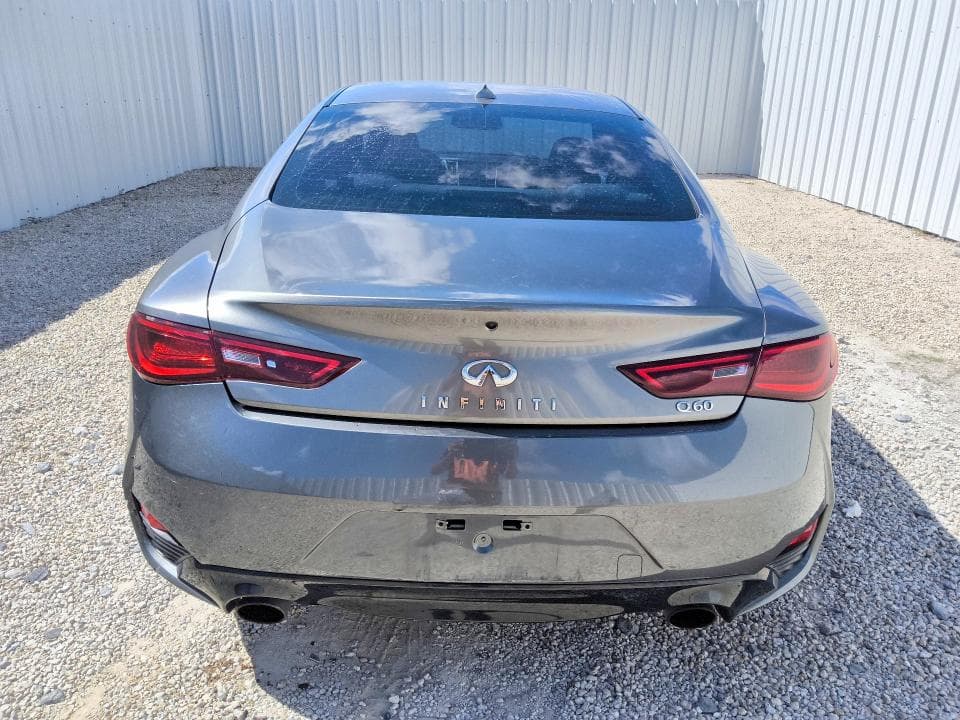 2017 INFINITI Q60 3.0T PREMIUM 6