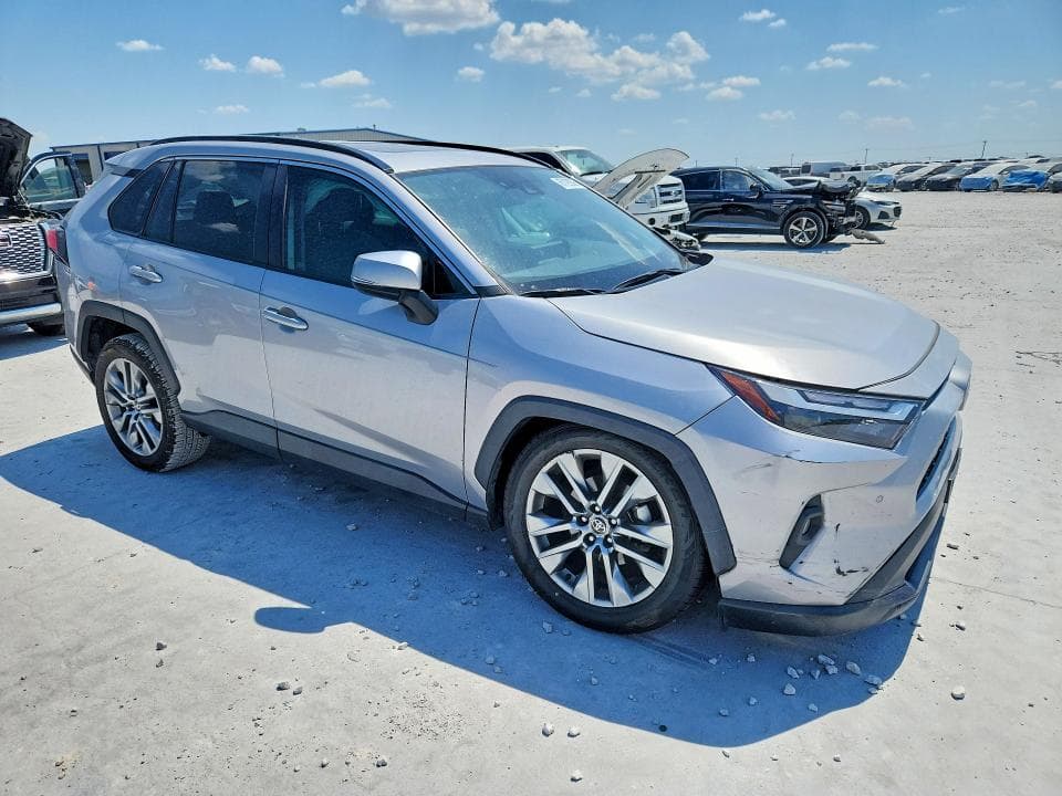 2022 TOYOTA RAV4 XLE PREMIUM 4