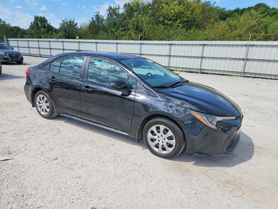 2026 TOYOTA COROLLA LE 4