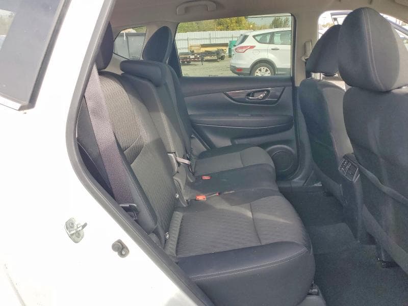 2018 NISSAN ROGUE SV 11