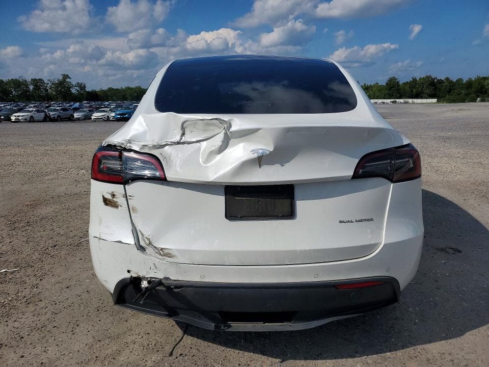 2021 TESLA MODEL Y 6