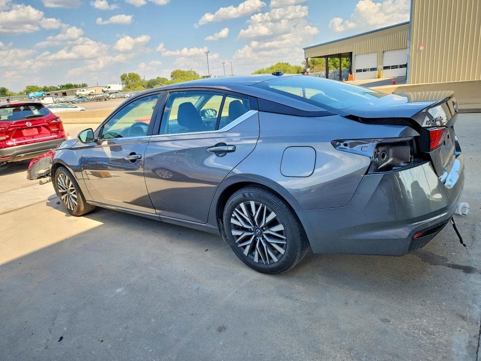 2026 NISSAN ALTIMA SV 2
