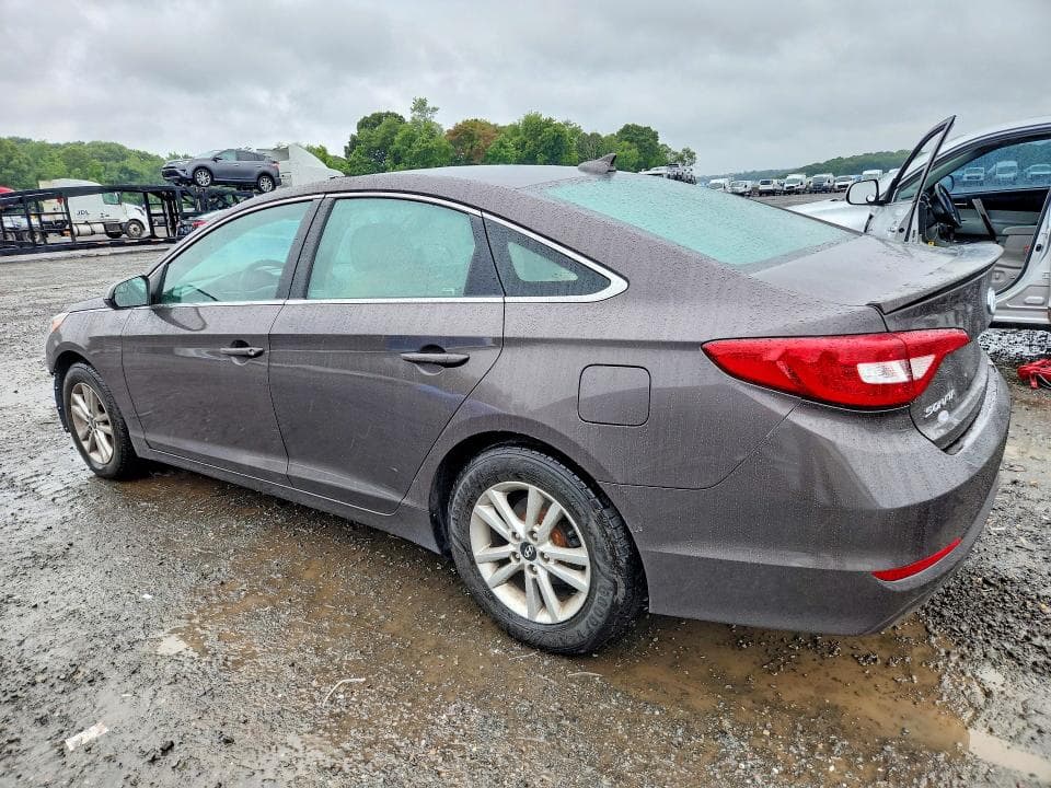 2017 HYUNDAI SONATA SE 2