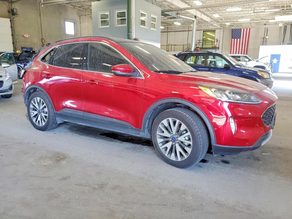 2020 FORD ESCAPE TITANIUM 4