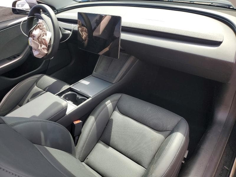2026 TESLA MODEL 3 8