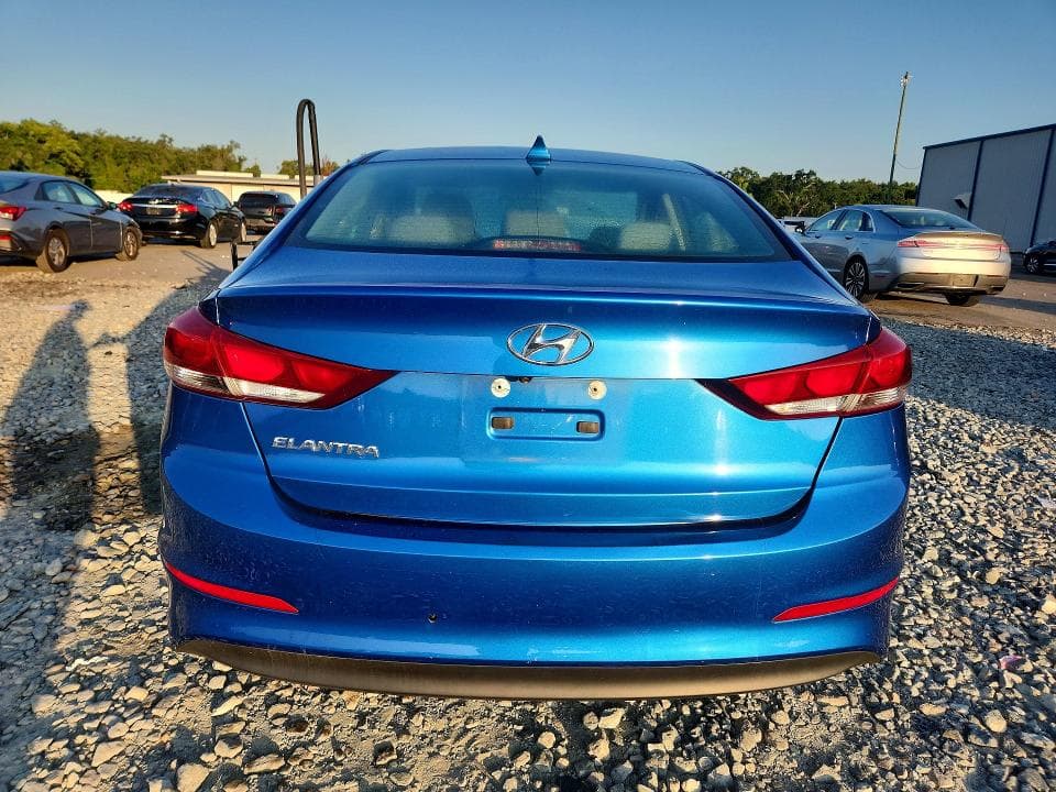 2018 HYUNDAI ELANTRA SEL 6