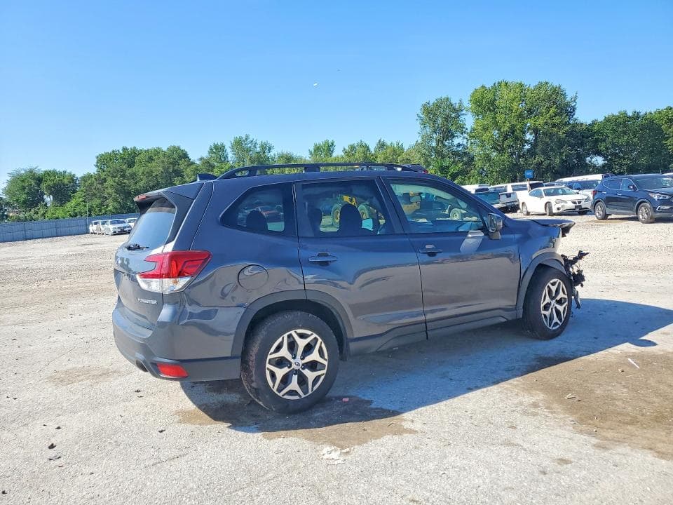 2023 SUBARU FORESTER PREMIUM 3