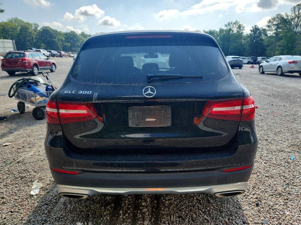2017 MERCEDES-BENZ GLC 300 6