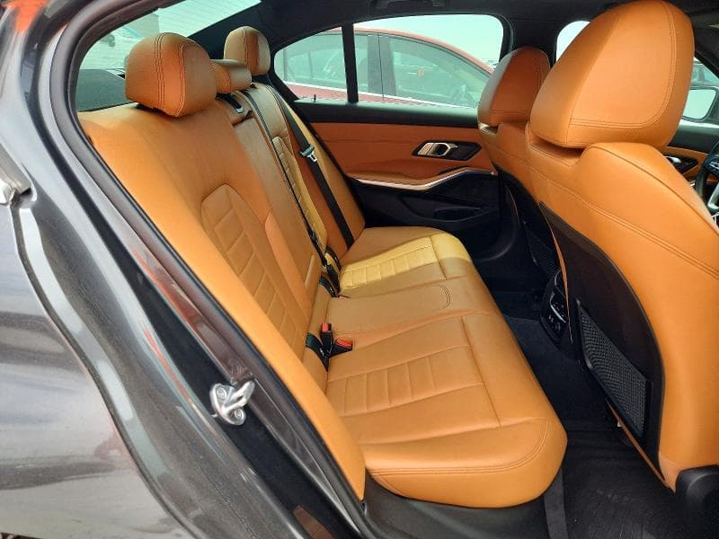 2019 BMW 330I 10