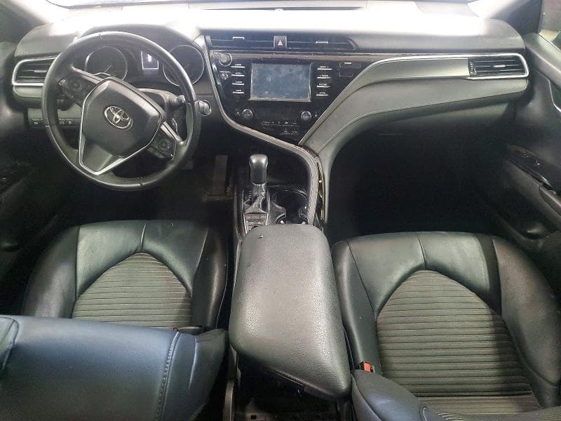 2018 TOYOTA CAMRY HYBRID SE 8