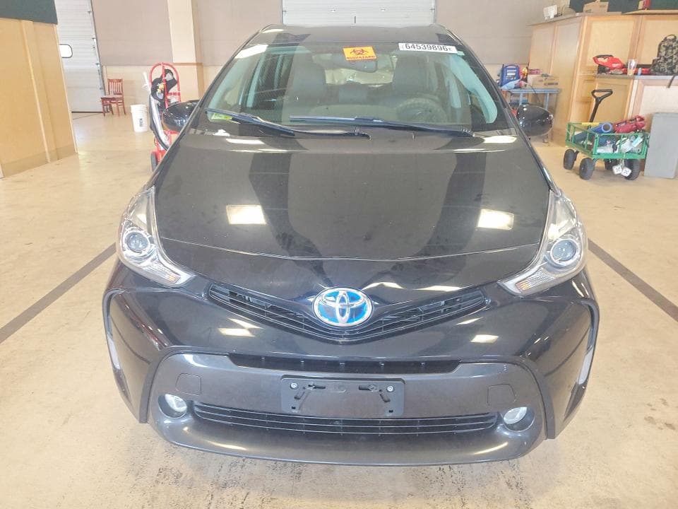 2017 TOYOTA PRIUS V FIVE 5