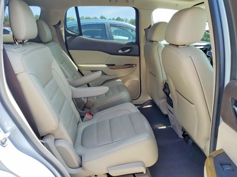 2017 GMC ACADIA DENALI 11
