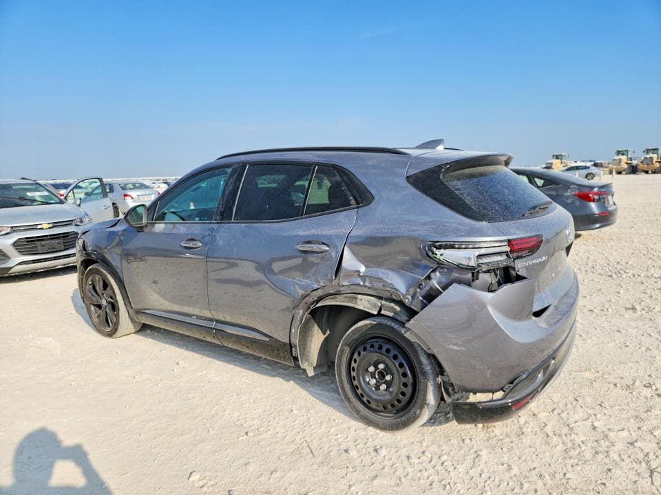 2022 BUICK ENVISION ESSENCE 2